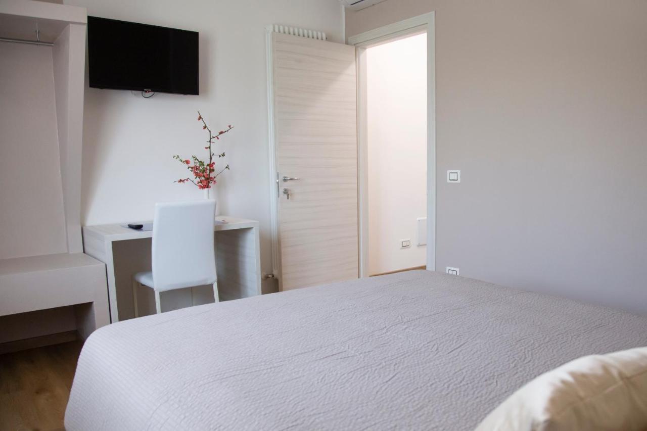B&B Stellanova San Donnino della Nizzola Екстериор снимка